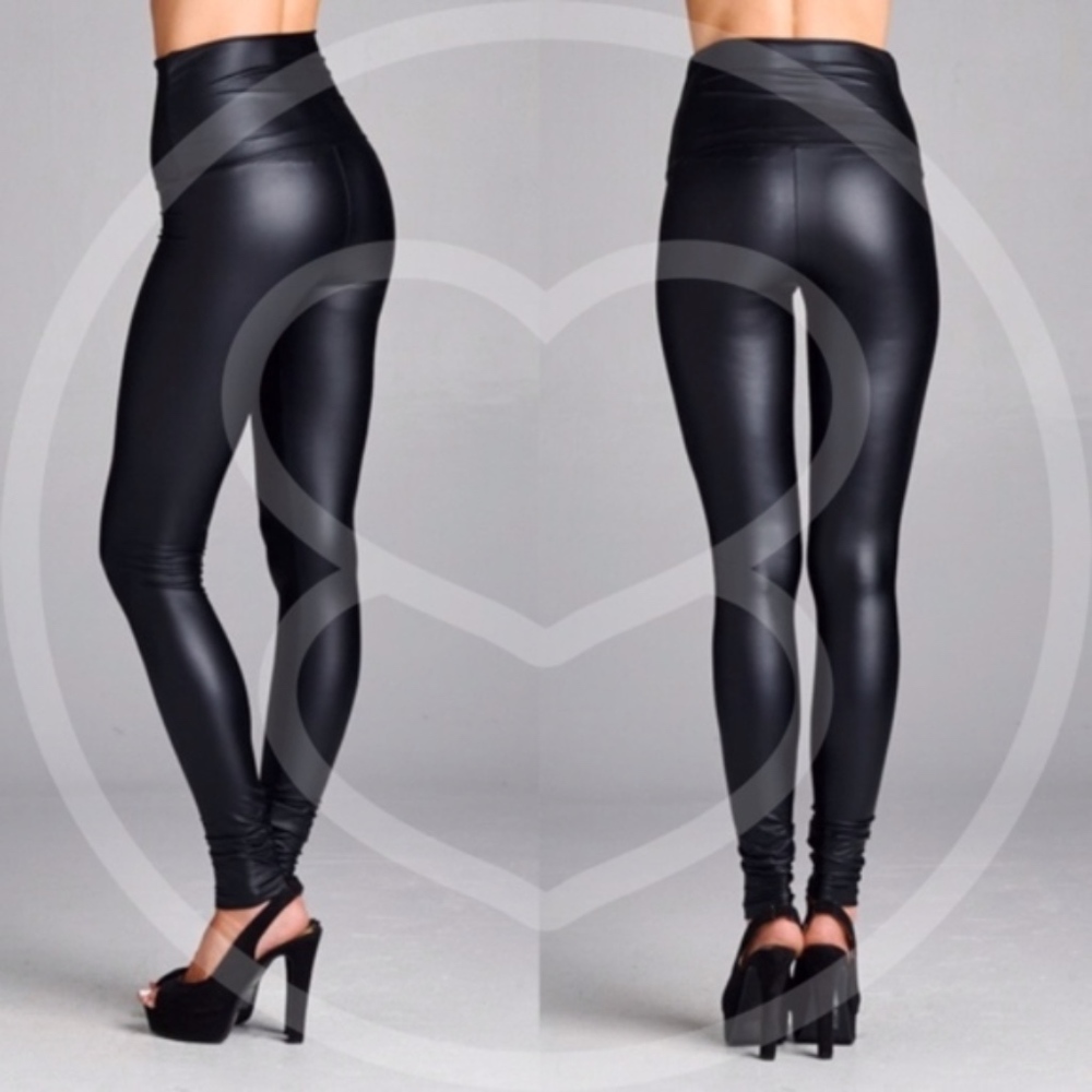 SAVANNAH Slick Leggings - BLACK        - Picture 2 of 8